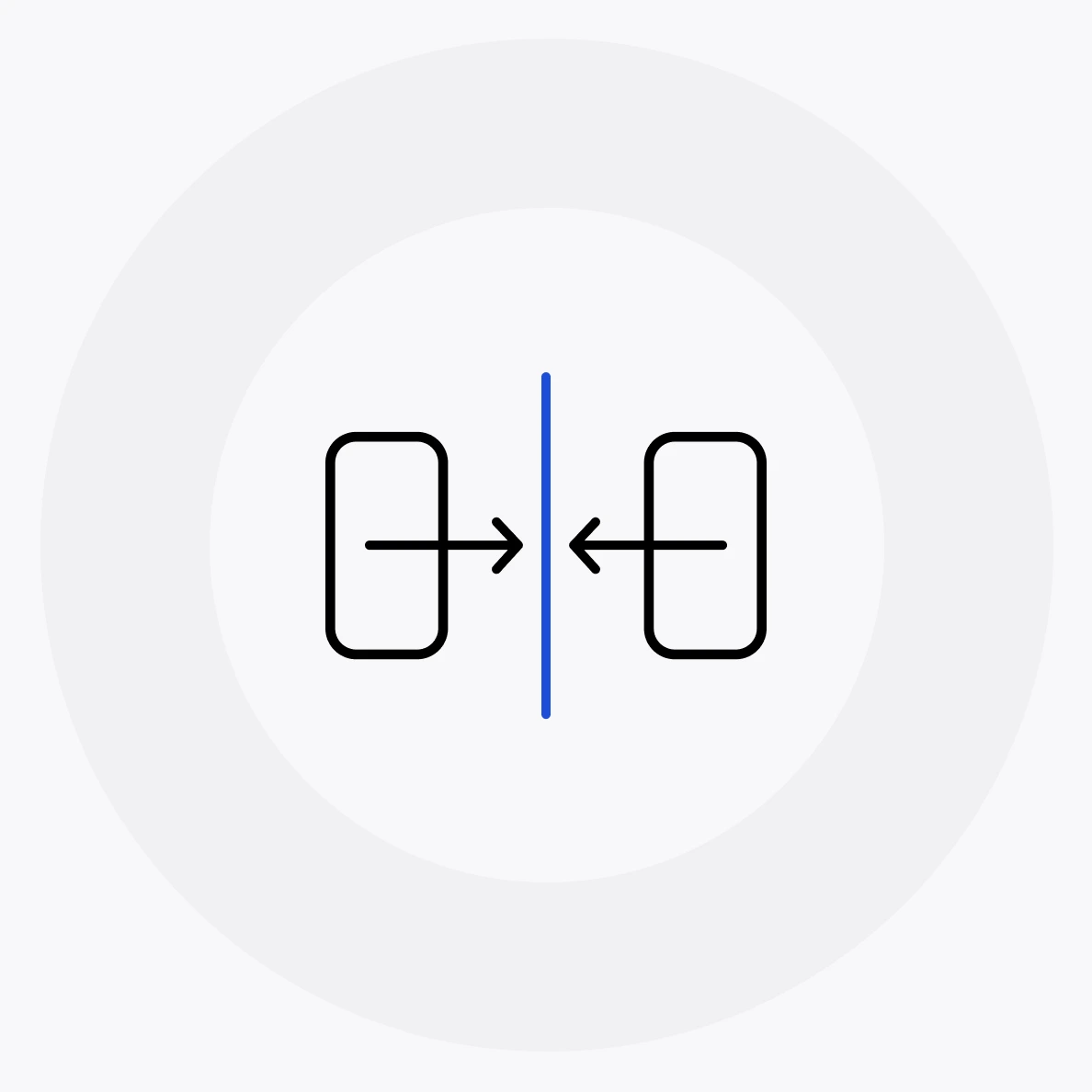Illustration de deux systèmes informatiques reliés par des flèches bidirectionnelles, symbolisant l’échange et la synchronisation de données dispersées.
